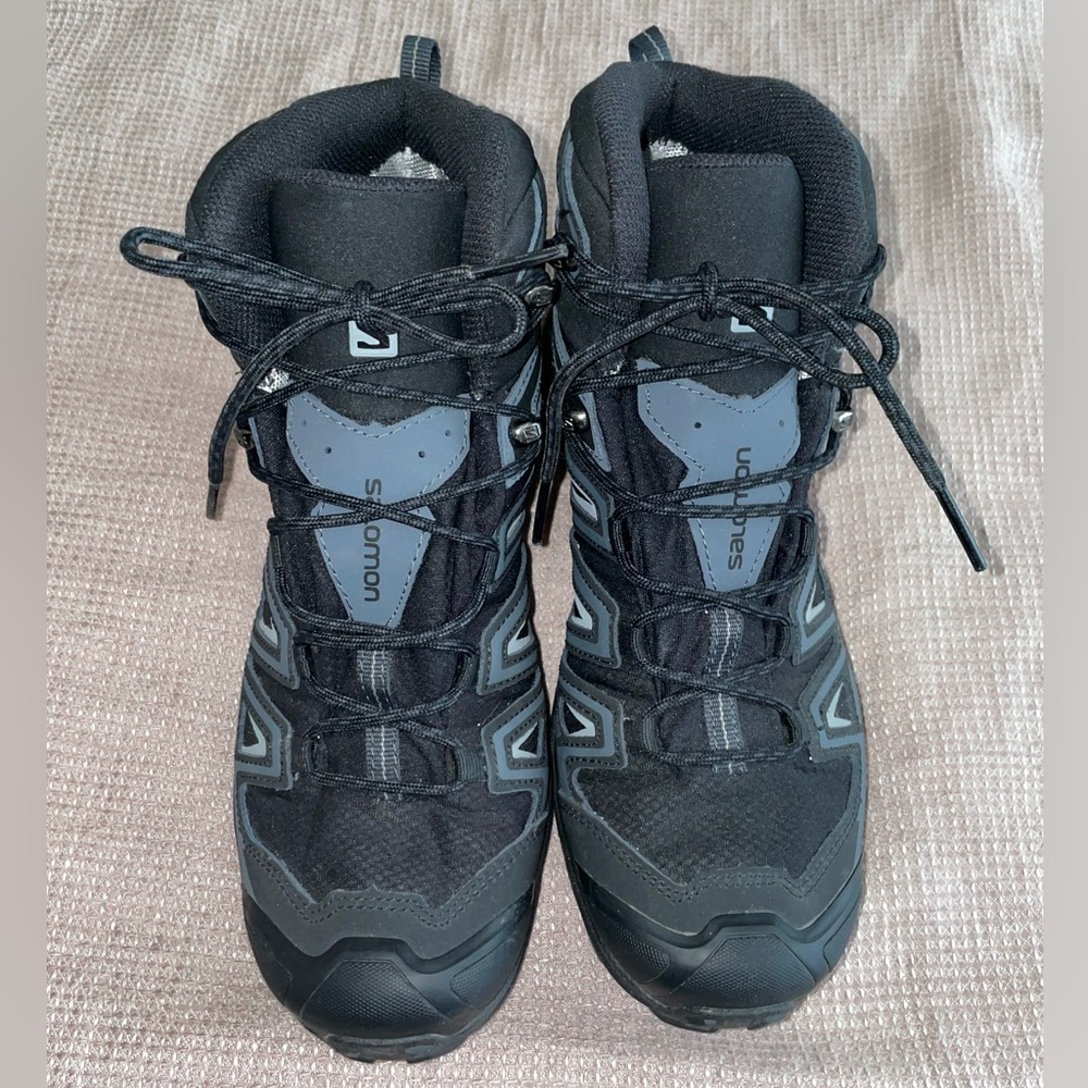 Salomon boots